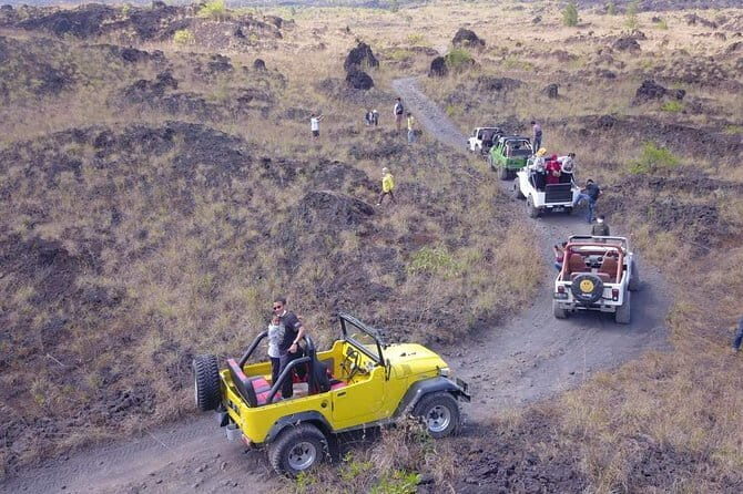 4WD Jeep Mount Batur Sunrise Experience By Bali Volcano Jeep - Reaching the viewpoint: what the guide actually helps with