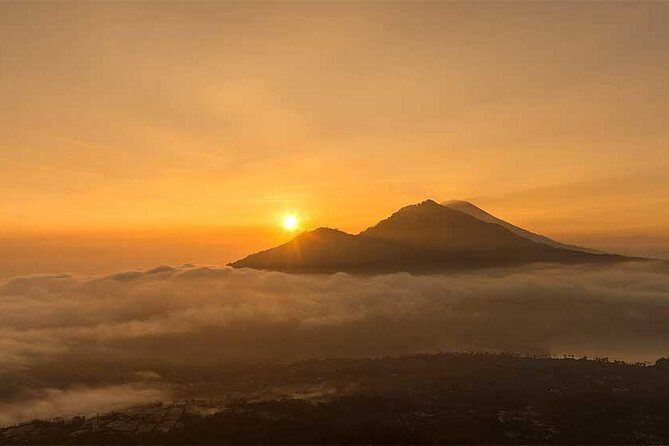 Mount Batur Sunrise Trekking and Natural Hot Spring - Key highlights at a glance